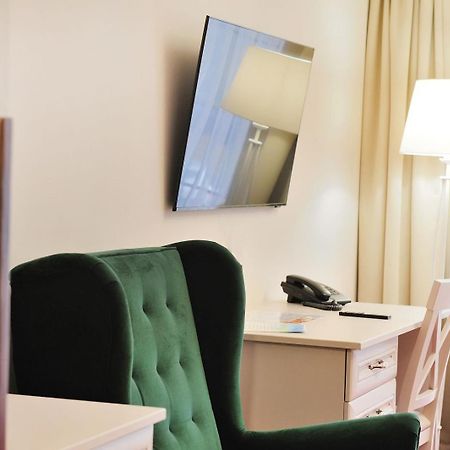 Malutkie Resort Radomsko Dış mekan fotoğraf