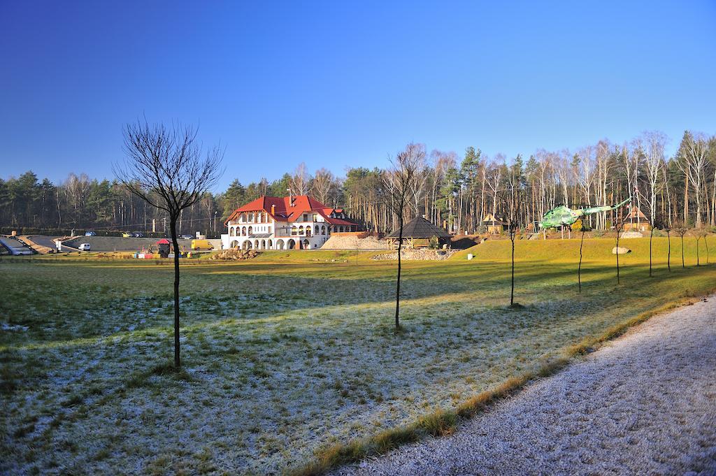 Malutkie Resort Radomsko Dış mekan fotoğraf