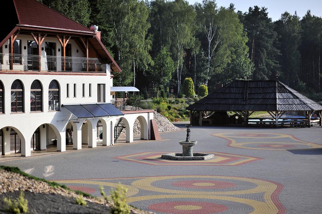 Malutkie Resort Radomsko Dış mekan fotoğraf